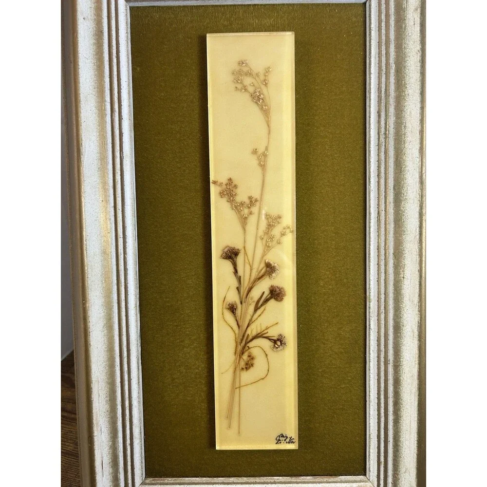 Vintage Pressed Floral Resin Wall Art Plaque Signed Boho Decor 16.5x9.5 Panel